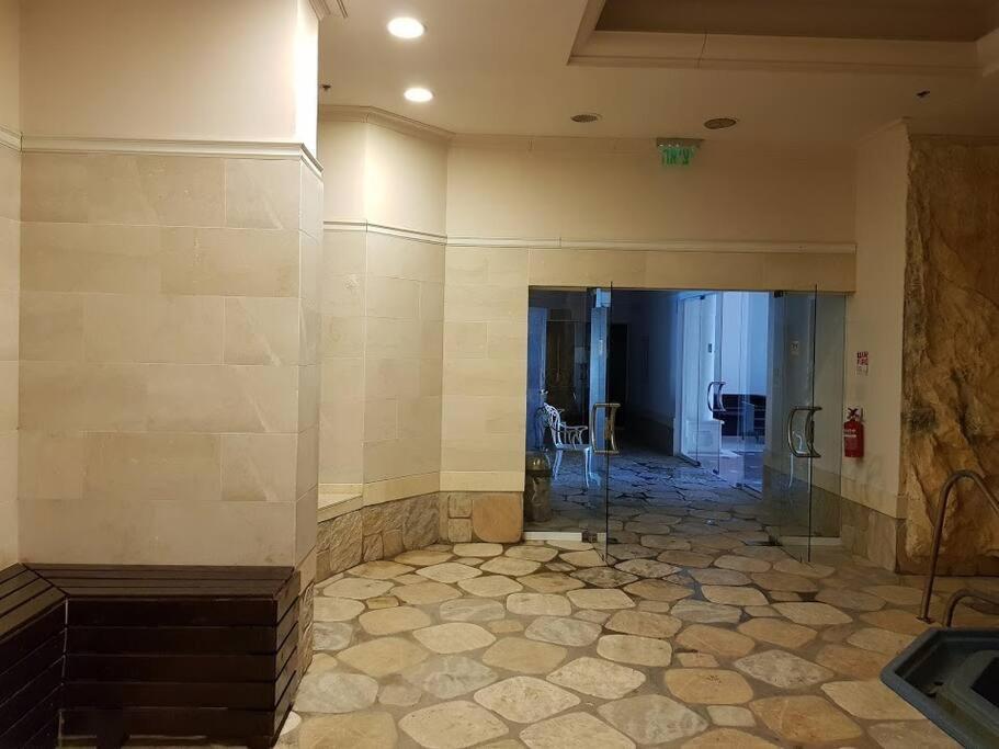 La-Palmore Luxury Apart-Residense Resort With Pool First Line Sea Side 埃拉特 外观 照片