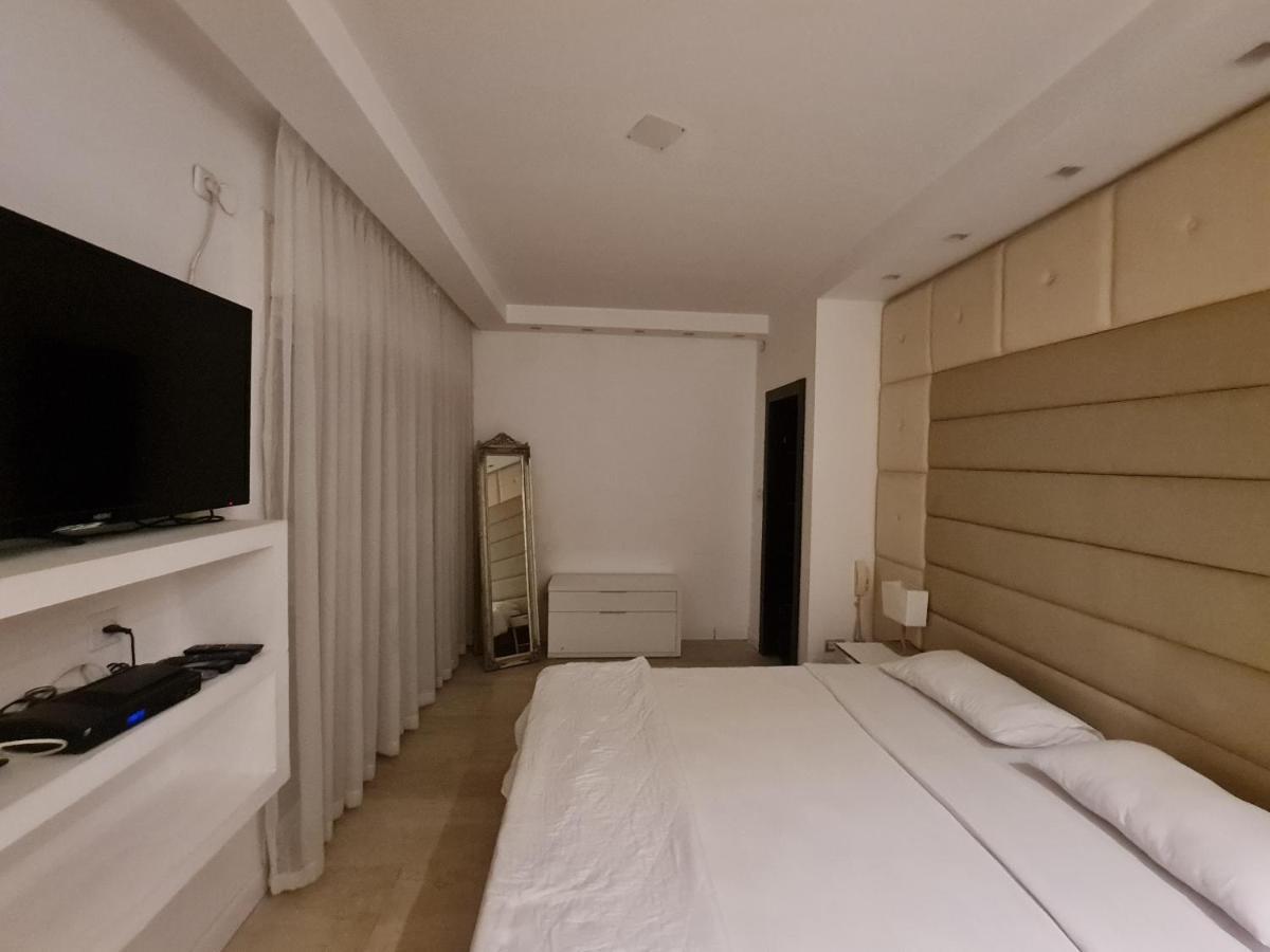 La-Palmore Luxury Apart-Residense Resort With Pool First Line Sea Side 埃拉特 外观 照片